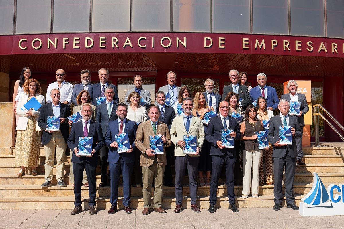 5h-grupo Grupo de ponentes en la federación de empresarios